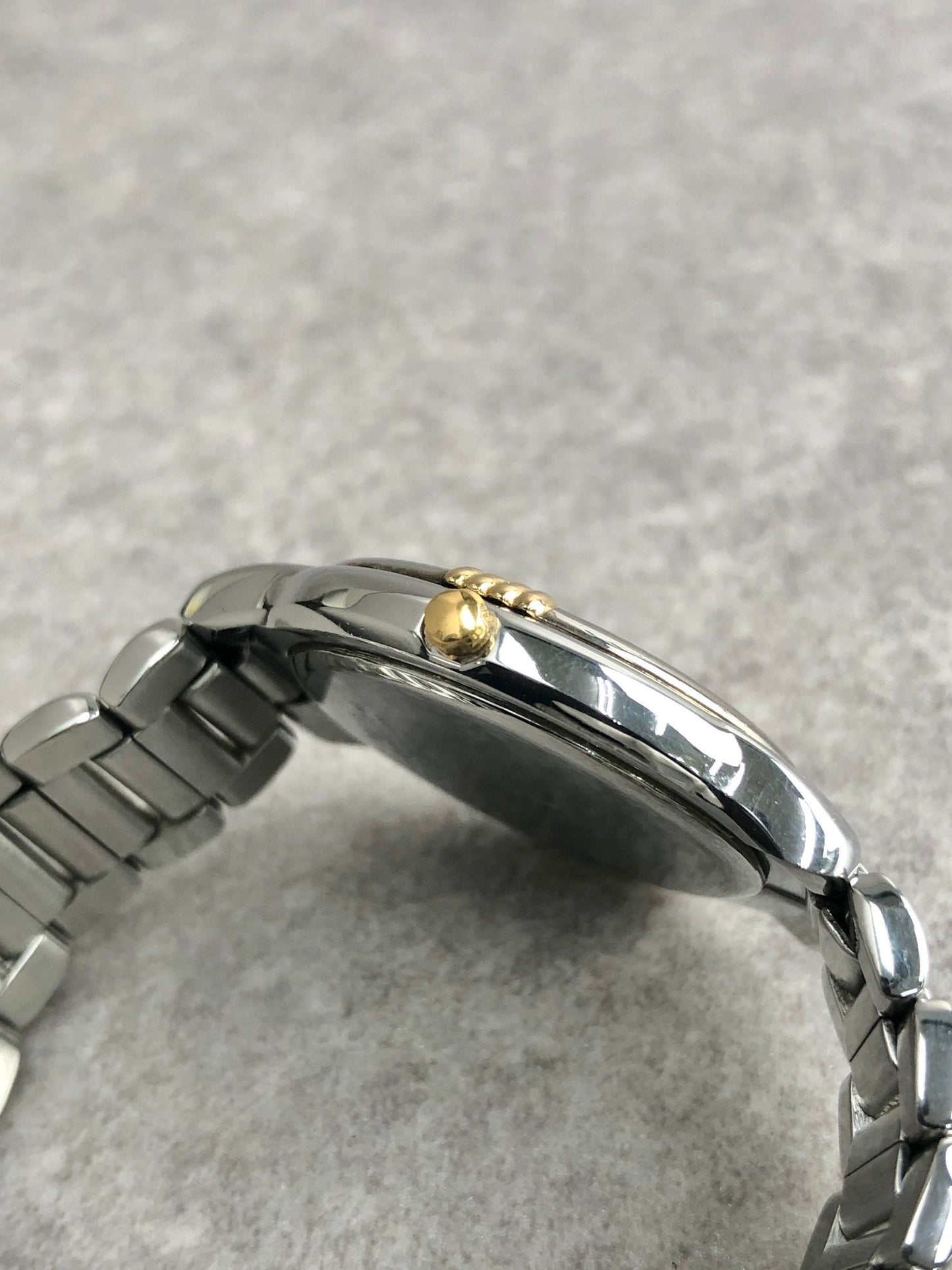 Yves Saint Laurent YSL Logo Watch Silver Vintage c6vtx8