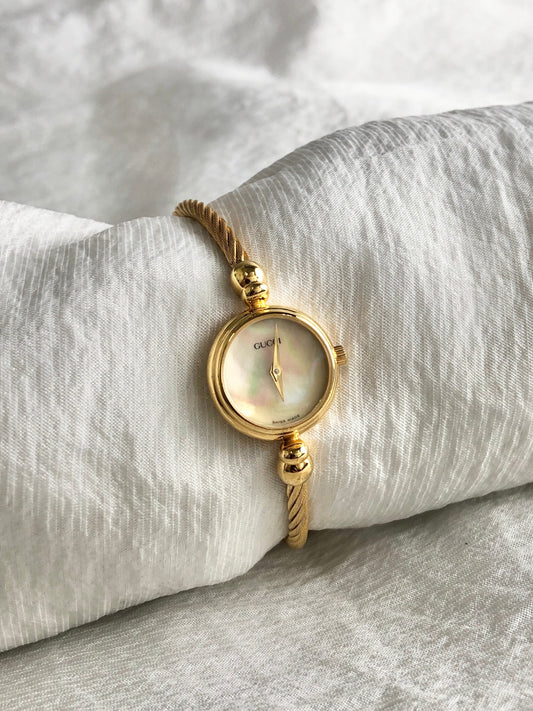 GUCCI Logo Bangle Quartz Watch Gold 2700L.2.L Vintage ssija3