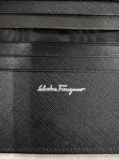 Salvatore Ferragamo Gancini Folded Wallet Black Vintage t57f3r