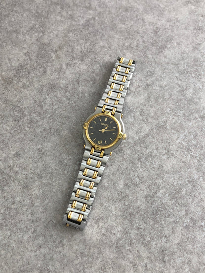 GUCCI Logo Watch Gold×Silver 9000L Vintage r37ids