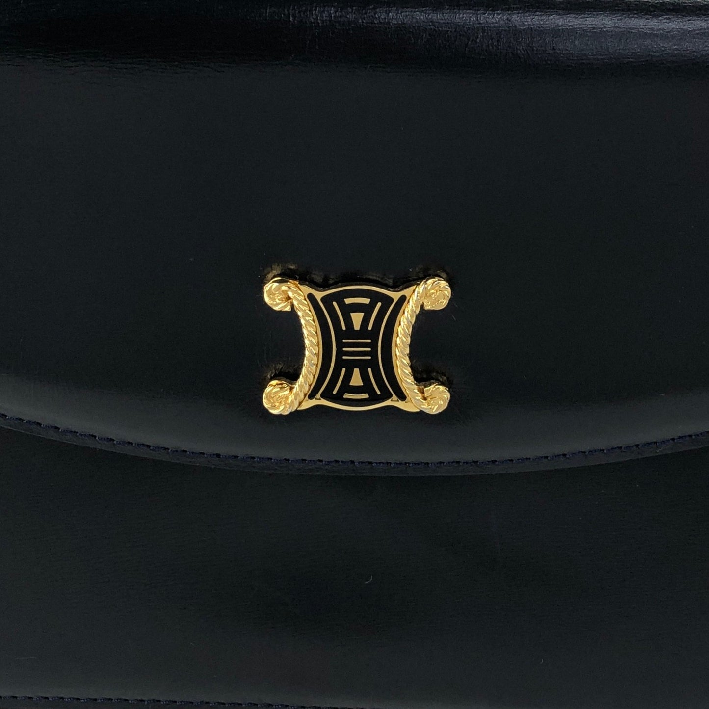 CELINE Triomphe Chain Shoulder bag Black Vintage thnjzk