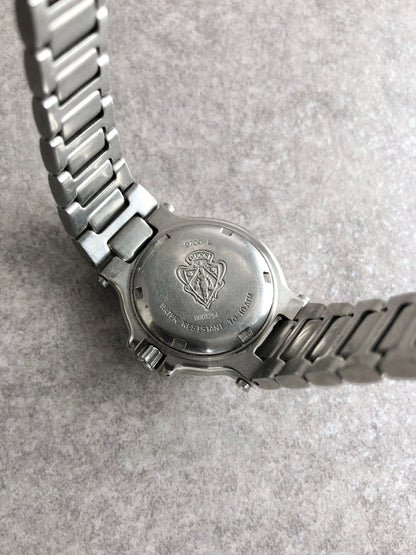 GUCCI Logo Quartz Watch Silver 9700L Vintage gxdvy8