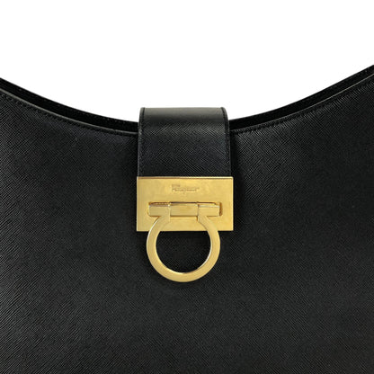 Salvatore Ferragamo Gancini Shoulder bag Black Vintage vn6tps