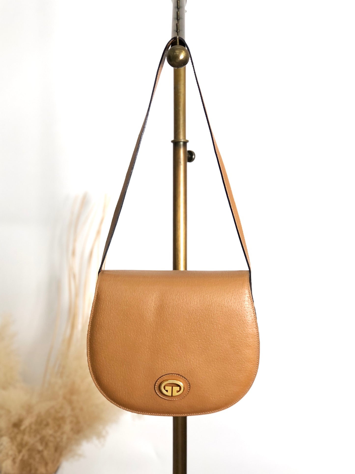 GUCCI Logo Shoulder bag Brown Vintage fmbtc6