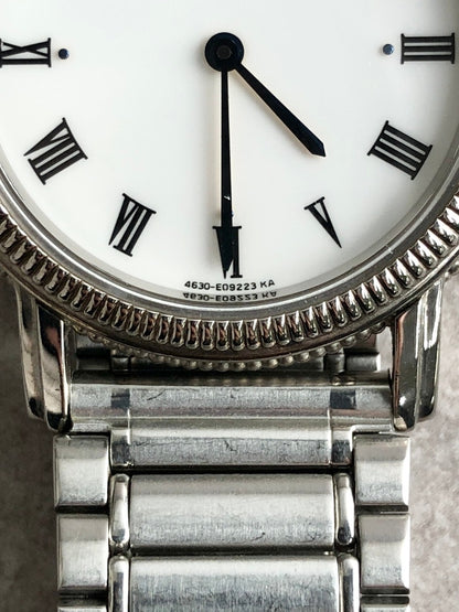 Yves Saint Laurent YSL Logo Quartz Watch Silver 4625-E67722 Vintage cuai7i