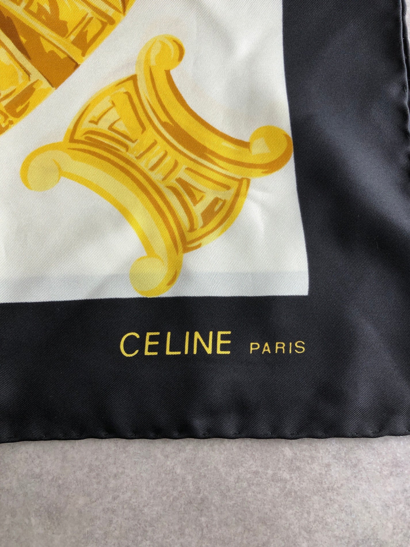 CELINE Triomphe Silk Scarf Black×Gold Vintage nbkia8