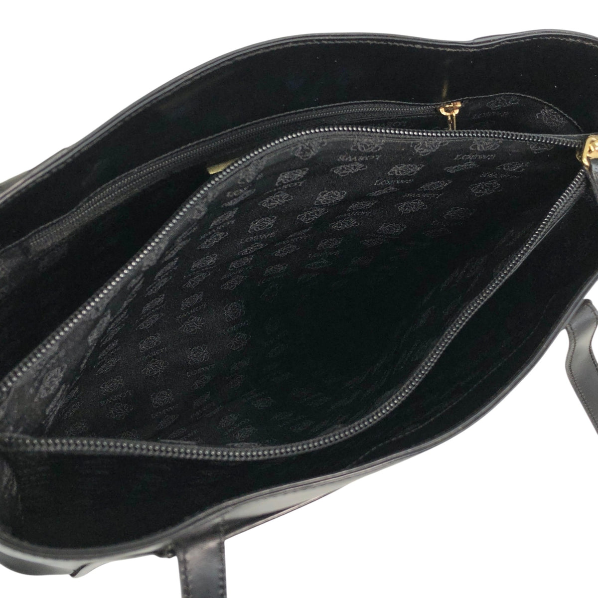 LOEWE Logo Embossed Shoulder bag Black Vintage pyktz8