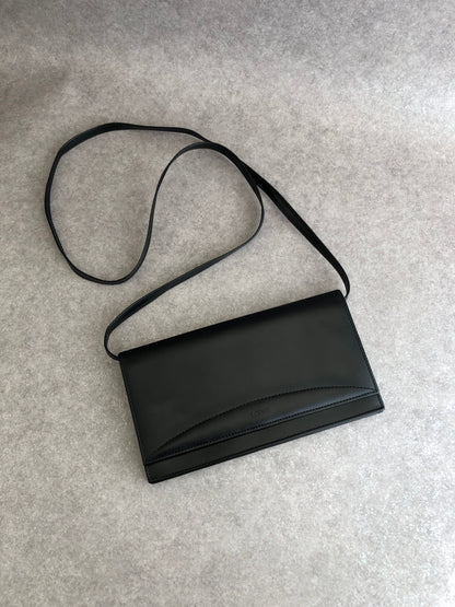 LOEWE Logo Embossed Shoulder Wallet Black Vintage yhs4zc