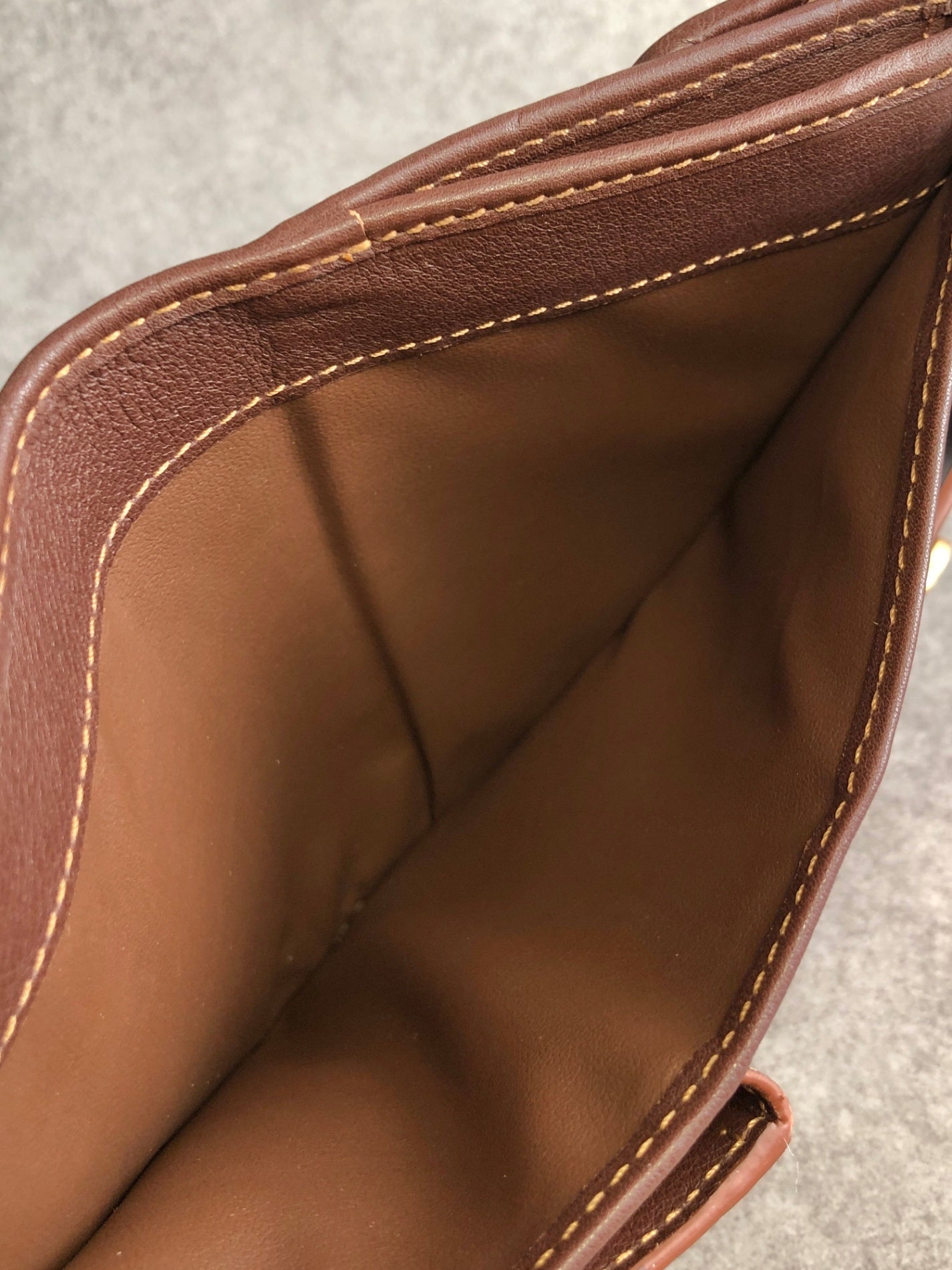 CELINE Triomphe Folded Wallet Navy Vintage vwdke2