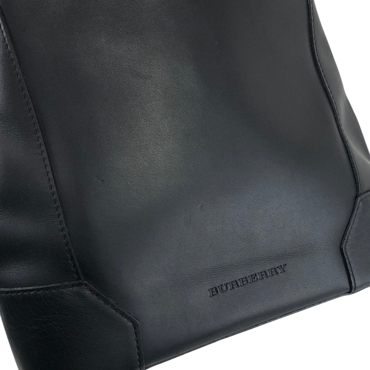 BURBERRY Logo Embossed Shoulder bag Black Vintage h85zzd