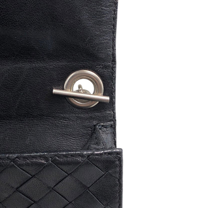 Bottega Veneta Intrecciato Turn Lock Shoulder bag Black Vintage jk5whm