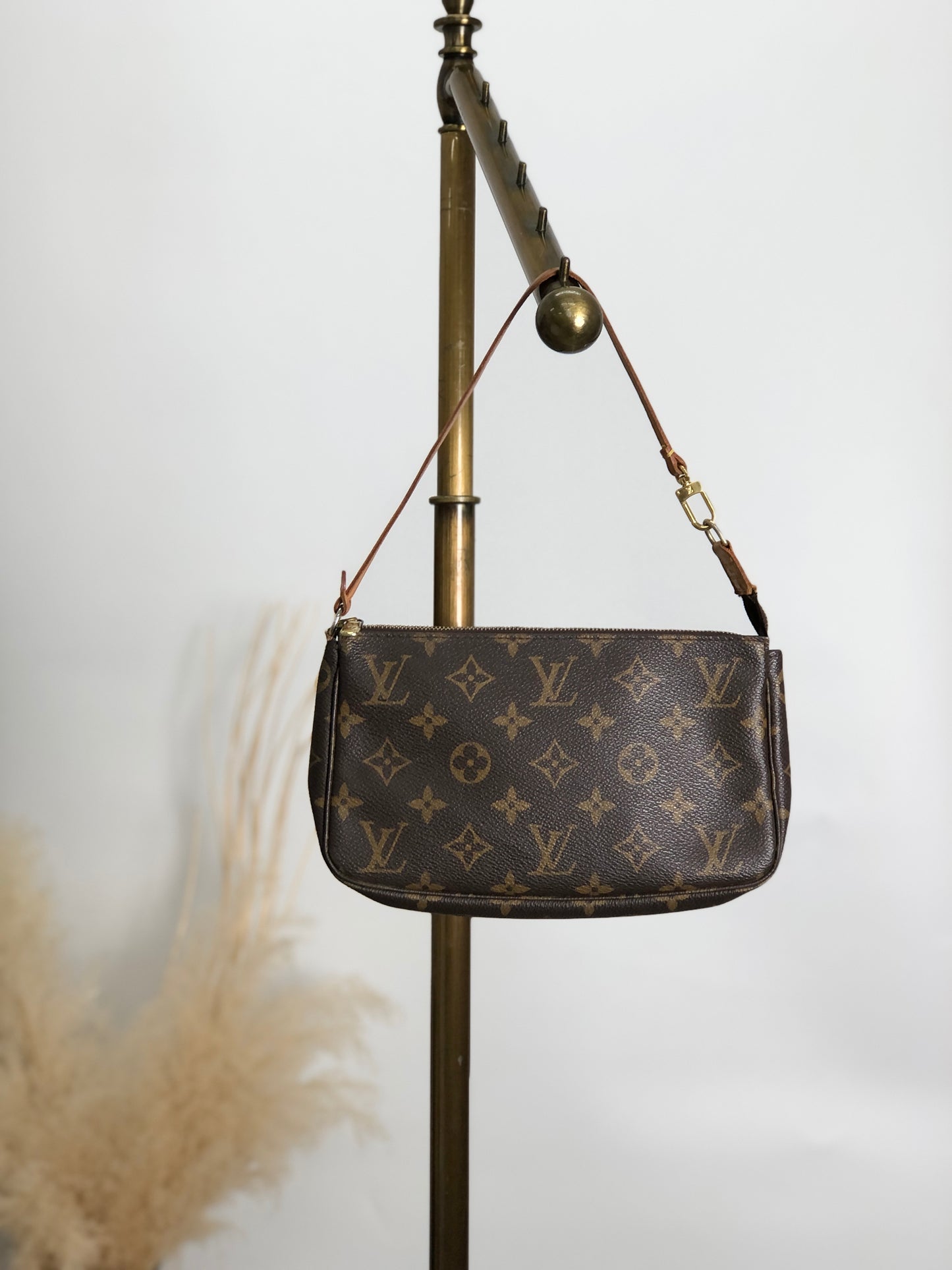 LOUIS VUITTON Monogram Small Handbag Brown M51980 Vintage dbvyz4