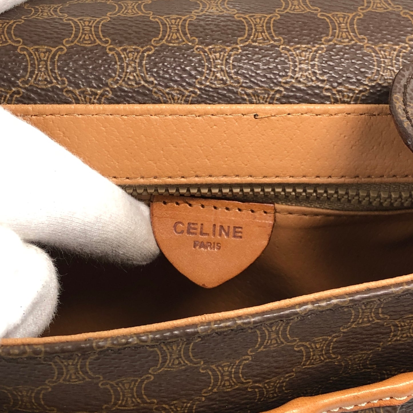 Macadam Blason Shoulder bag Brown Vintage rn6t8z