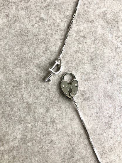 Christian Dior Logo Padlock Necklace Silver Vintage nk8vix