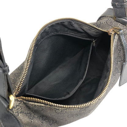 GUCCI GG Canvas Shoulder bag Black Vintage d88h44