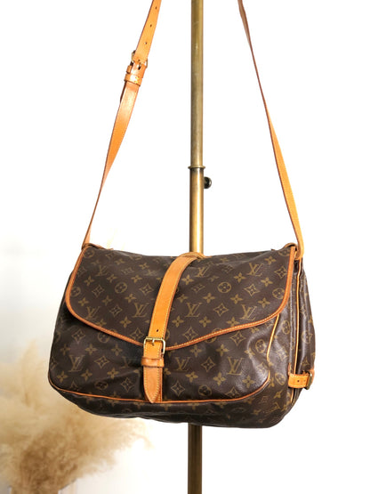 LOUIS VUITTON Monogram Shoulder bag Brown Vintage M42254 j4a4v6
