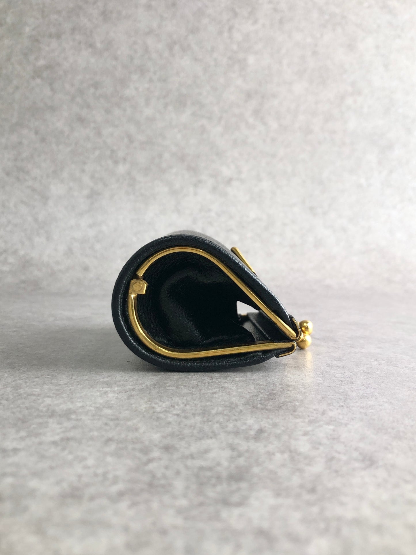 Yves Saint Laurent YSL Logo   Clasp Coin Purse  Vintage tv2cjc