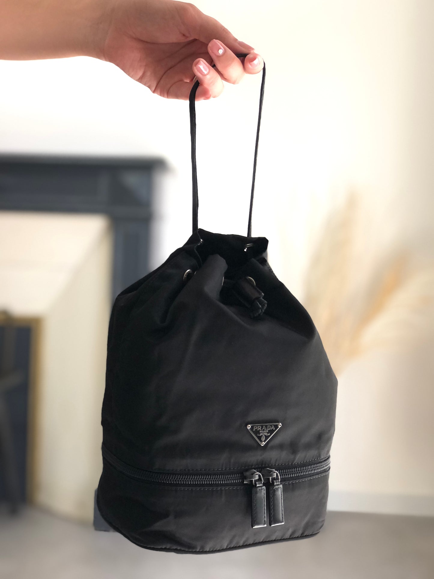 PRADA Tessuto Triangle Logo Drawstring Small Handbag Black Vintage erv6gi