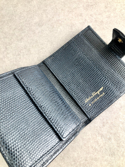 Salvatore Ferragamo Logo Folded Wallet Black Vintage bgm2d8