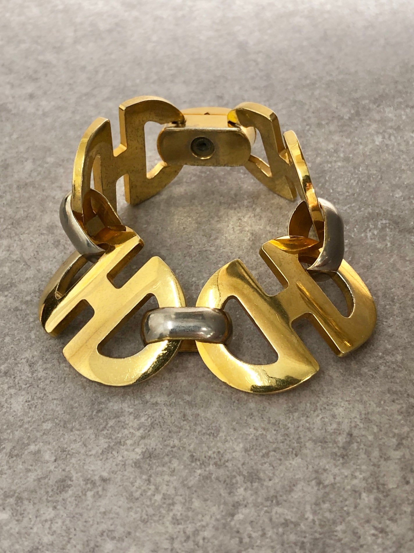 CELINE Horse Bit Bracelet Gold Vintage uub3z2 – VintageShop solo