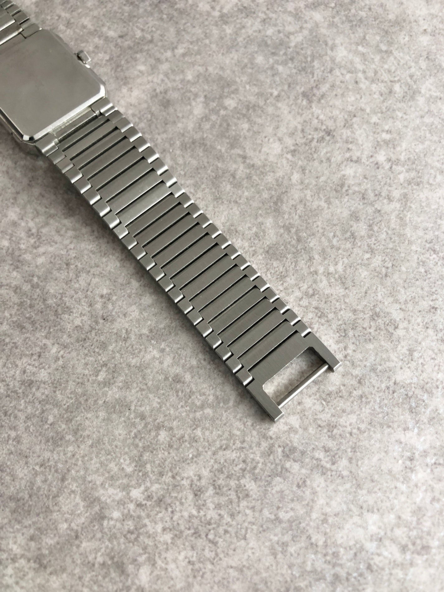 Yves Saint Laurent YSL Logo Watch Silver 4-108019TA Vintage pg8xvz