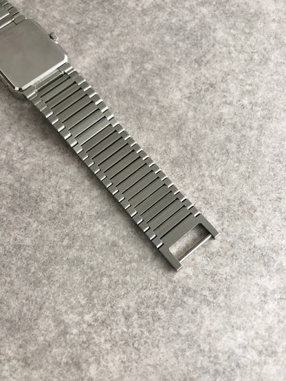 Yves Saint Laurent YSL Logo Watch Silver 4-108019TA Vintage pg8xvz