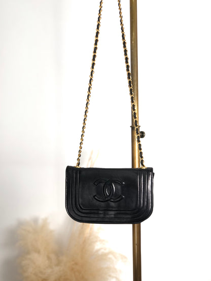 CHANEL Coco Mark Chain Shoulder bag Black Vintage jtk3dw