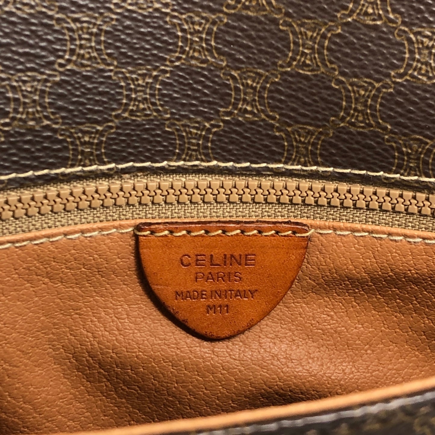 CELINE Macadam Blason Shoulder bag Brown Vintage ezwy2j
