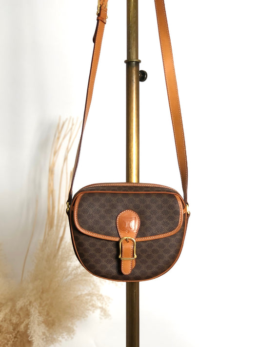 CELINE Macadam Blason Front Buckle Shoulder bag Brown Vintage 5gbbcv