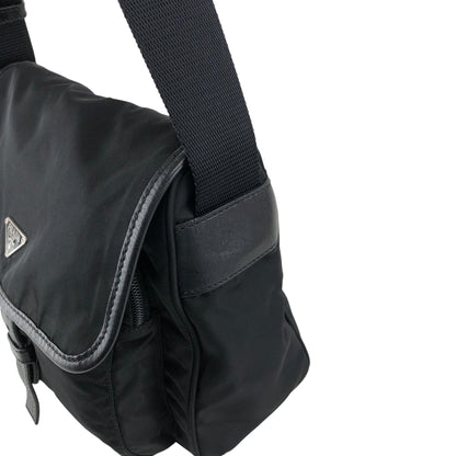 PRADA Tessuto Triangle Logo Front Buckle Shoulder bag Black Vintage kyt5ds