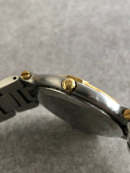 GUCCI Logo Watch Silver×Gold 9000M Vintage wa3rva