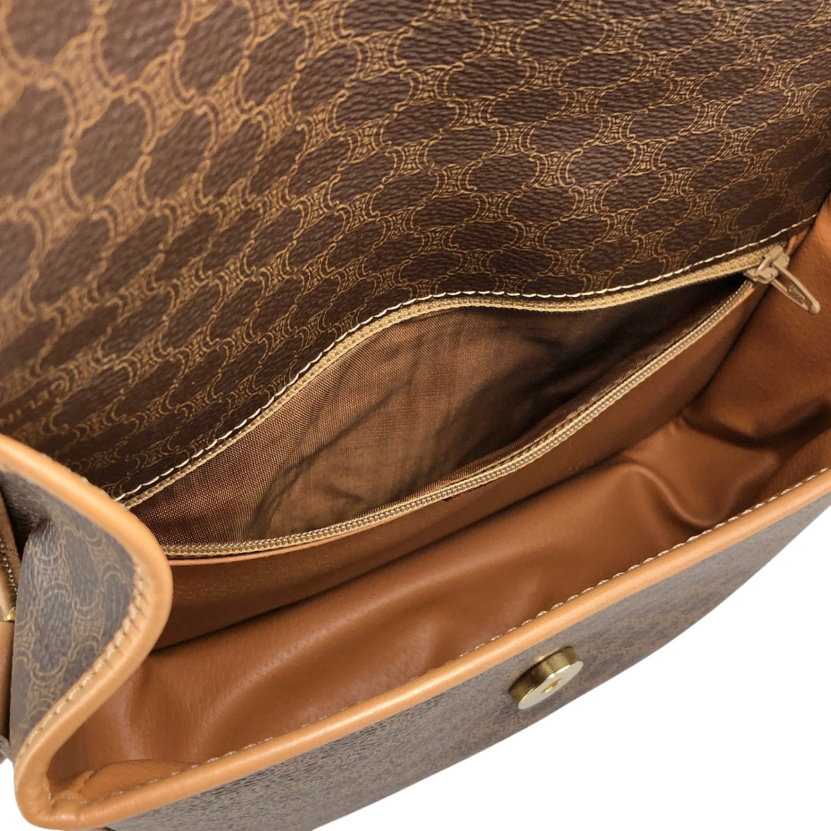 CELINE Macadam Circle Logo Shoulder bag Brown Vintage 4ks7pb
