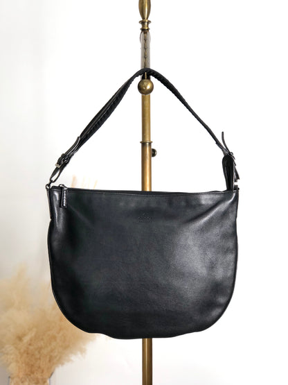 GUCCI Logo Embossed Shoulder bag Black Vintage v755ui