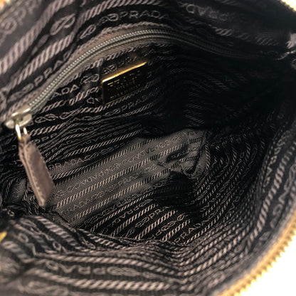 PRADA Triangle Logo Chain Shoulder Quilted Nylon Shoulder bag Brown Vintage kzrh7a