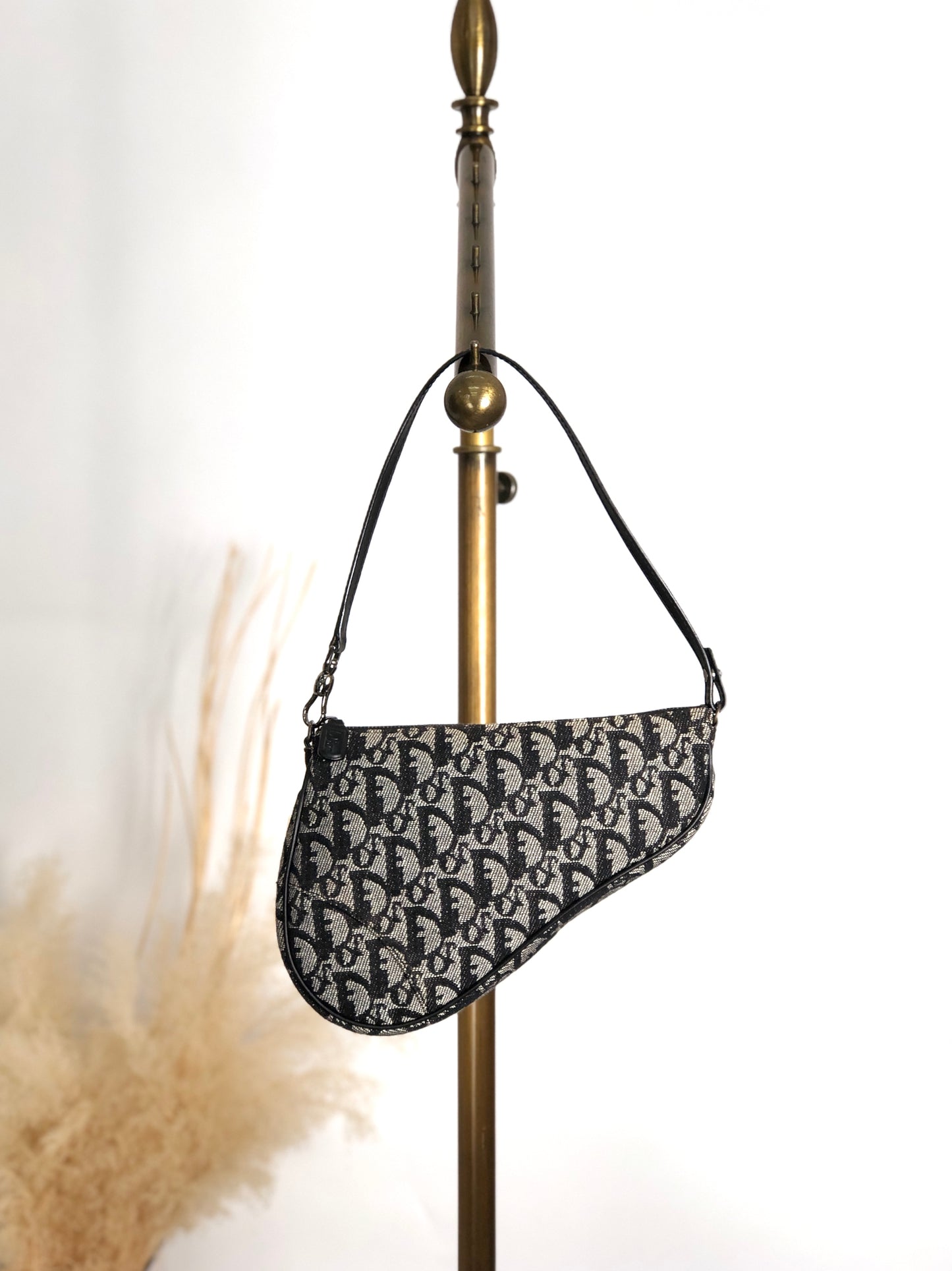 Christian Dior Trotter Shoulder bag Black Vintage rnufs3