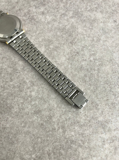 GUCCI Quartz Watch Silver×Gold 9000L Vintage 5tjs4e