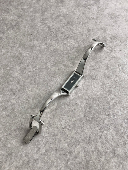 GUCCI Quartz Watch Silver 1500L Vintage u74u6j