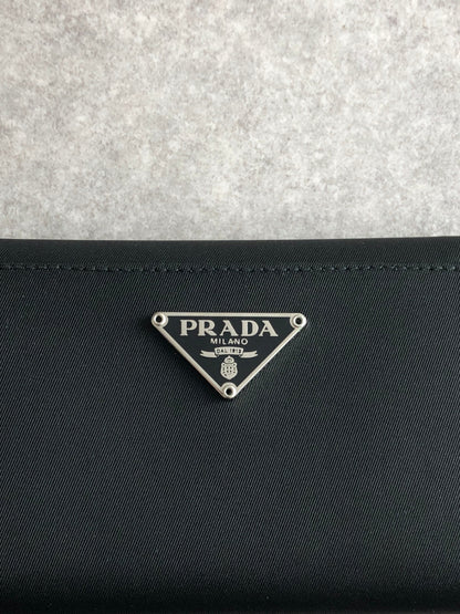 PRADA Tessuto Triangle Logo Trifold Wallet Black Vintage d6ehtk