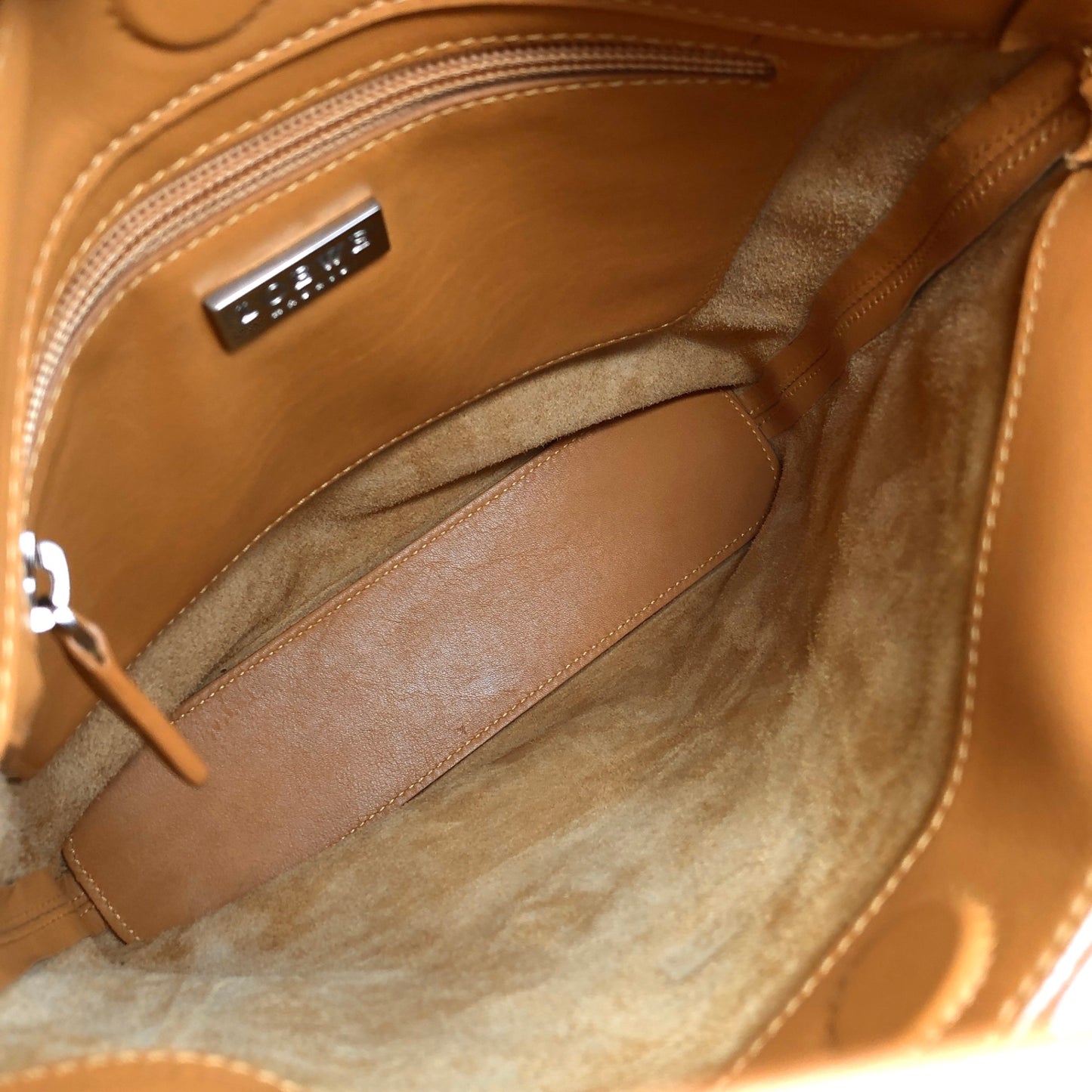 LOEWE Logo Embossed Shoulder bag Brown Vintage r7ivdg