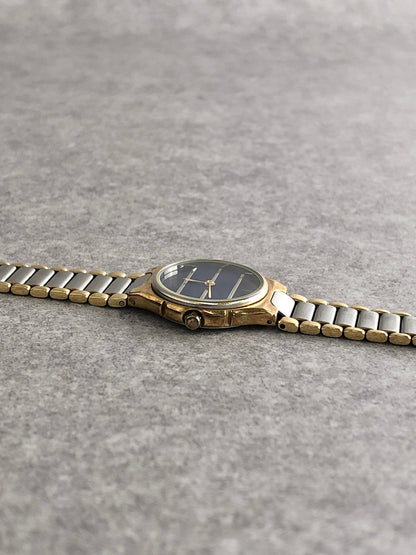 Yves Saint Laurent YSL Logo Quartz Watch Silver 190752 Vintage 7t3eus