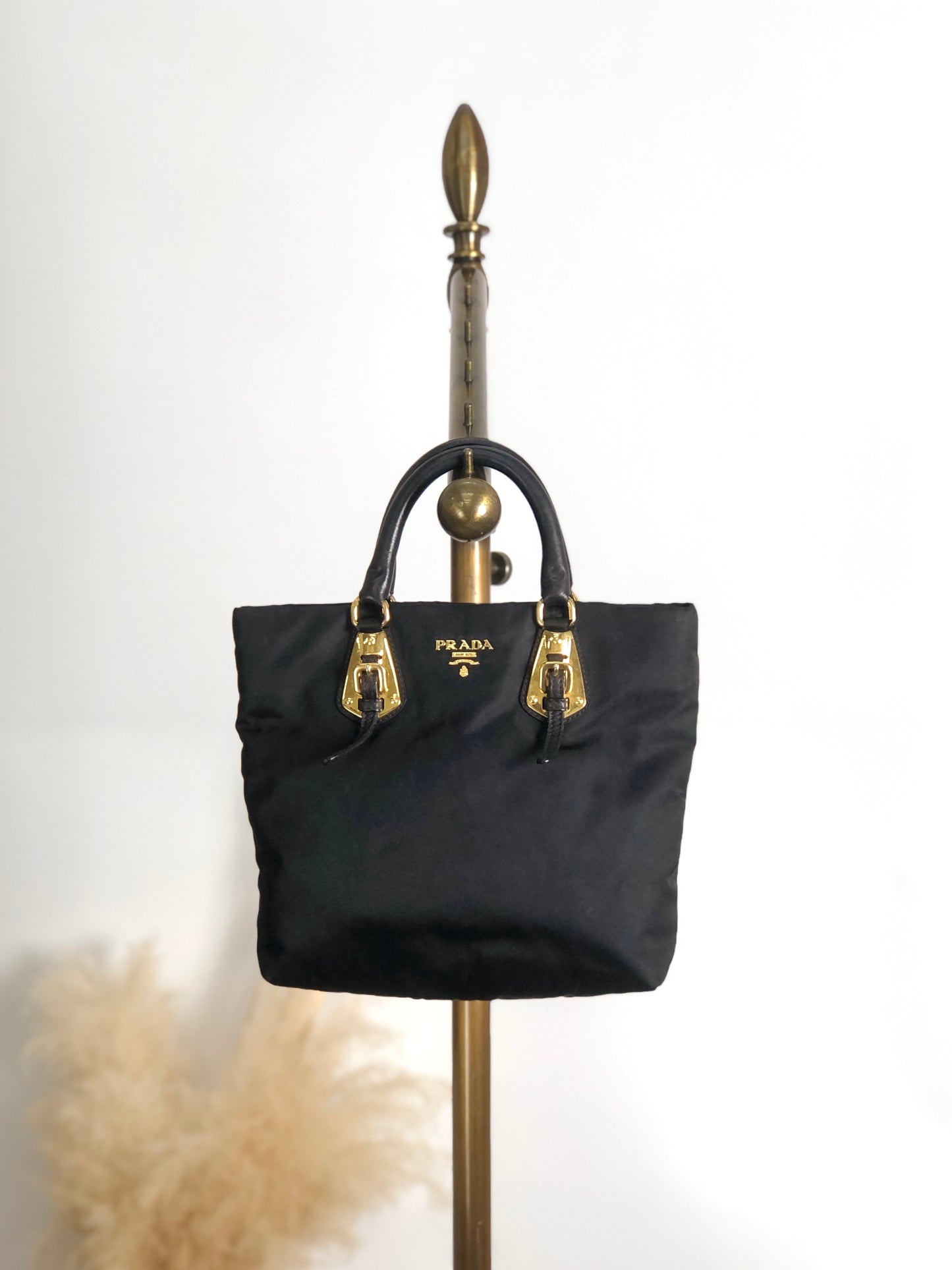 PRADA Logo Handbag Black Vintage zm3r7k