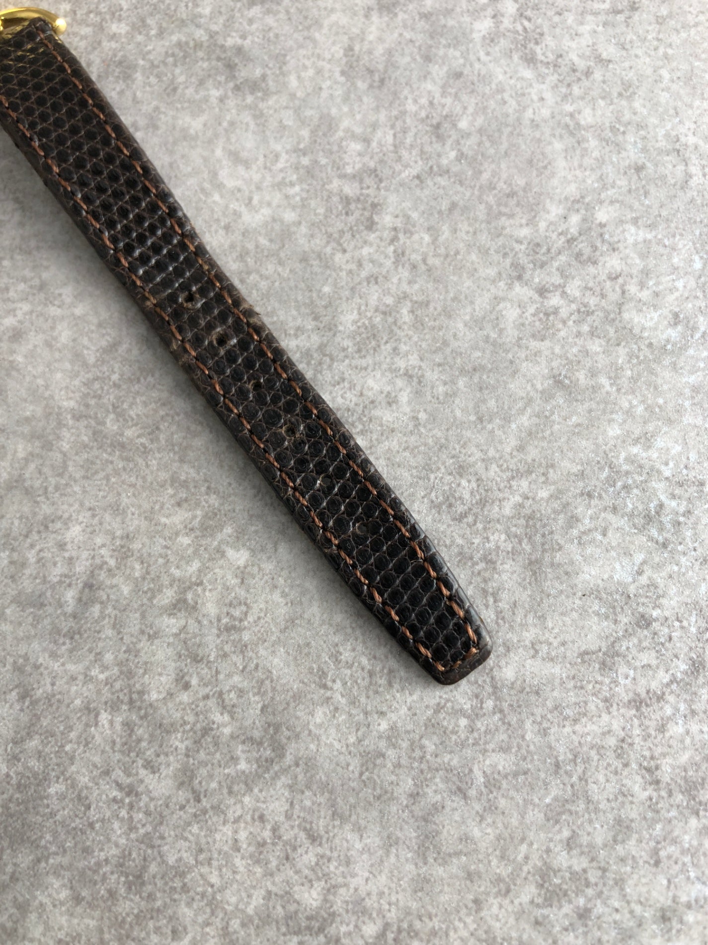 GUCCI Logo Quartz Watch Gold 6000L Vintage c25zxe