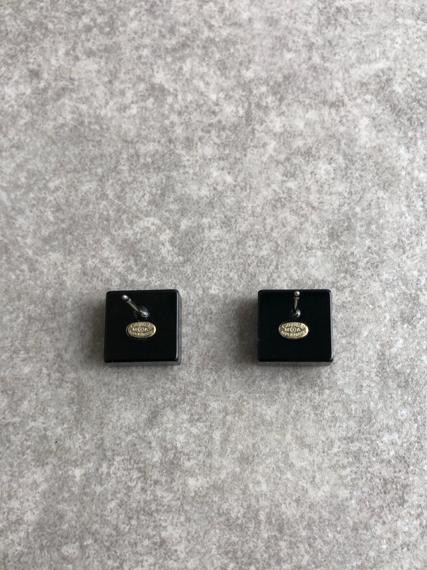 CHANEL Coco Mark Stone Pierced Black Vintage yg33jb