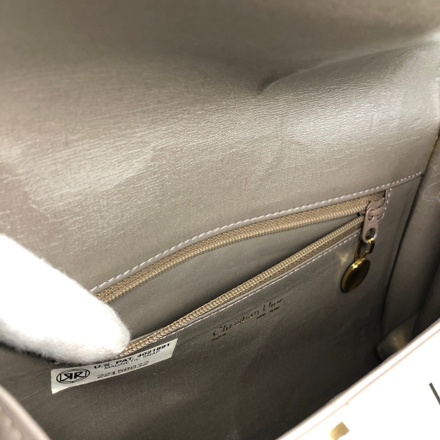 Christian Dior Logo Chain Shoulder bag Gray Vintage kynndd