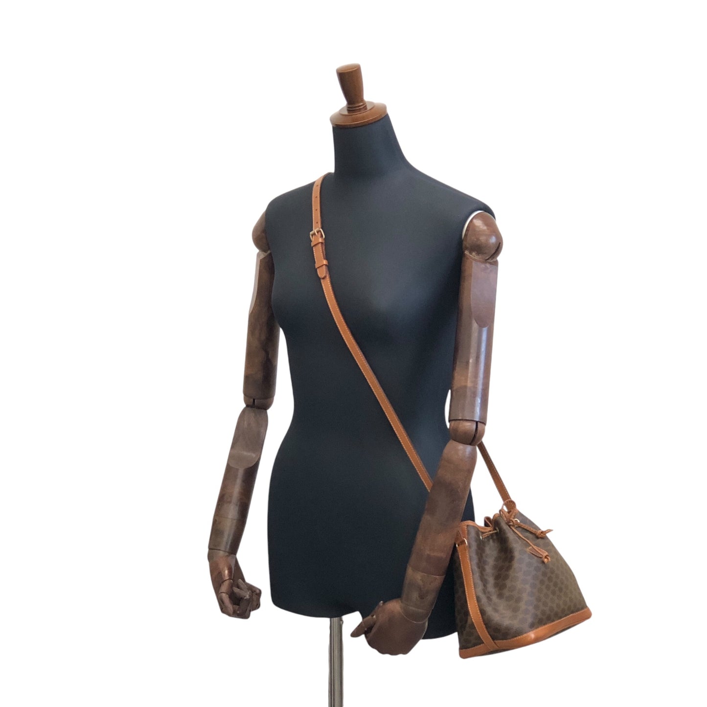 CELINE Macadam Blason Drawstring Small Shoulder bag Brown Vintage 6z2wx2