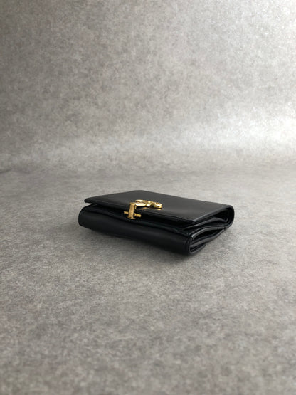 GUCCI GG logo Folded Wallet Black Vintage iy8zet
