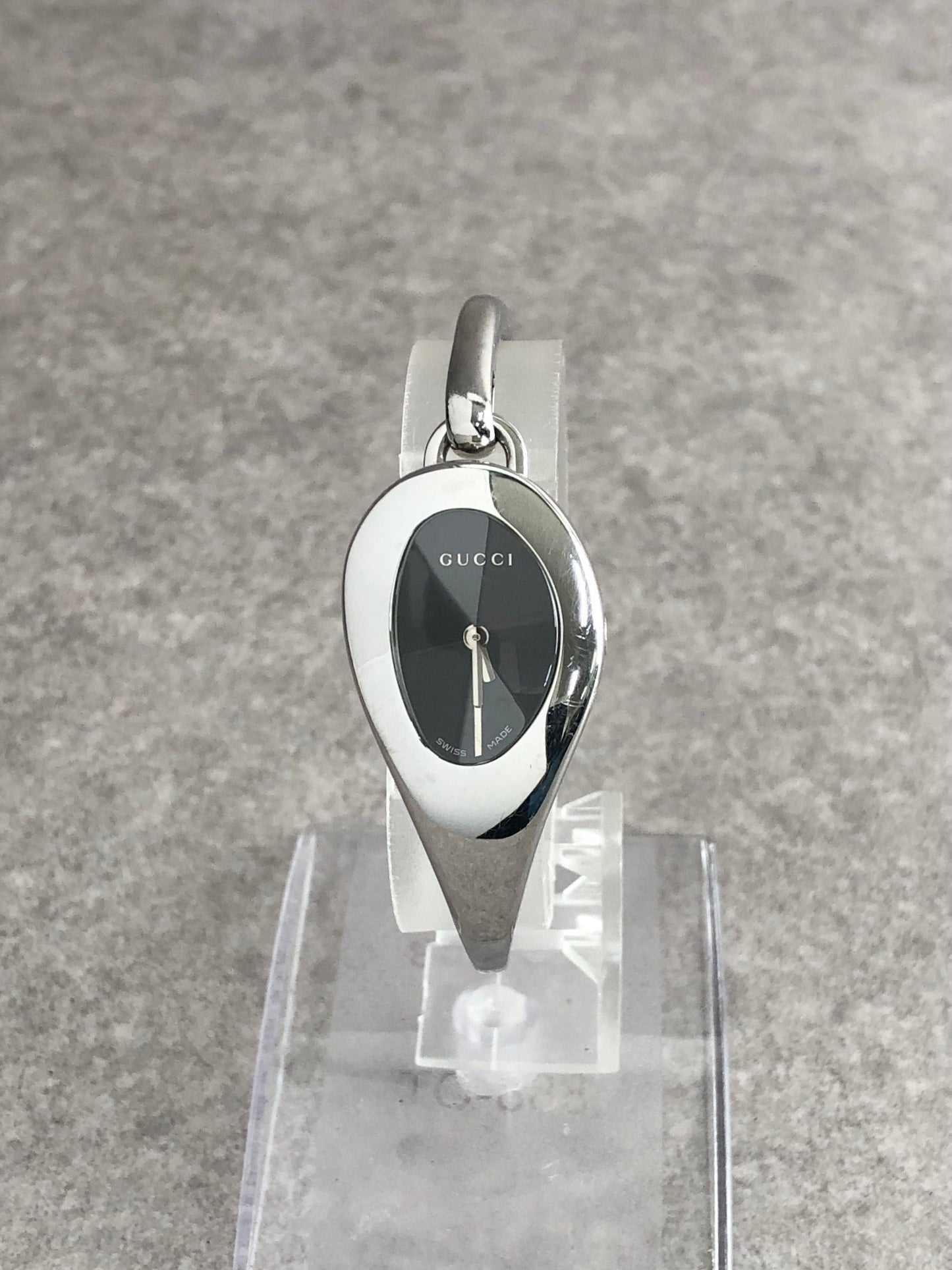 GUCCI Bangle Watch Silver 103 Vintage 5j8k5t