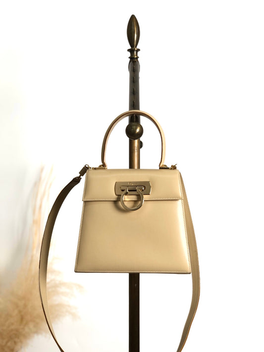 Salvatore Ferragamo Gancini Two-way Small Handbag Shoulder bag Beige Vintage xcu7ry