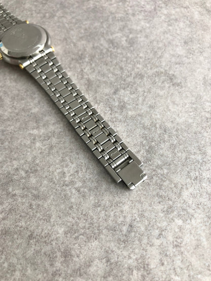 GUCCI Logo Quartz Watch Gold×Silver 9000L Vintage p5fncs