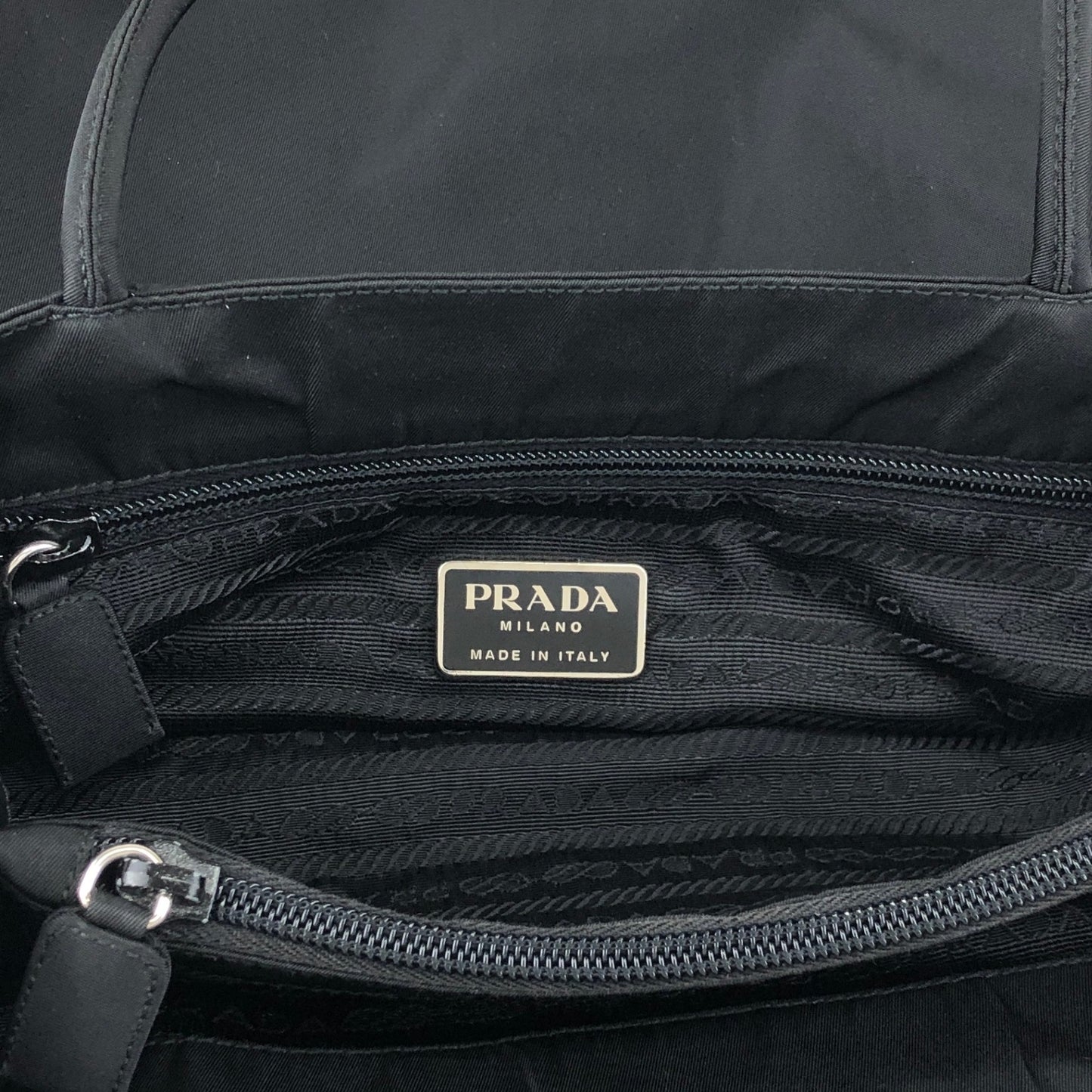 PRADA Tessuto Triangle Logo Side Pocket Totebag Black Vintage iwt8yv